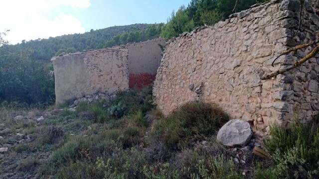 4 makuuhuone Maalaistalo myytävänä paikassa Penàguila - 315 000 € (Ref: 3099593)