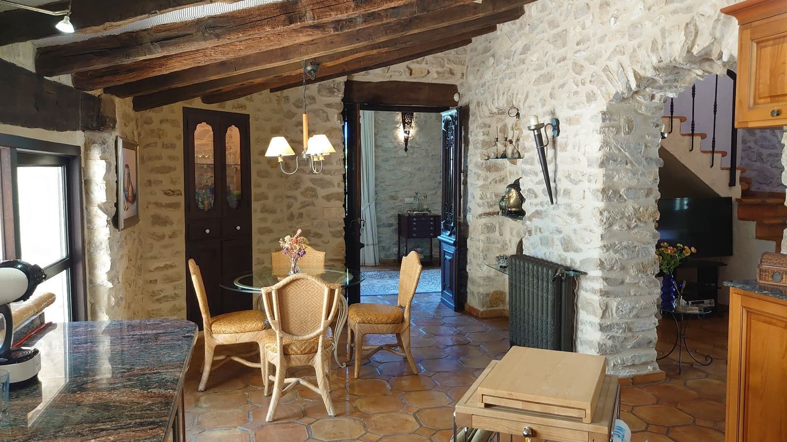 5 bedroom Villa for sale in Relleu with pool garage - € 1,650,000 (Ref: 3099691)