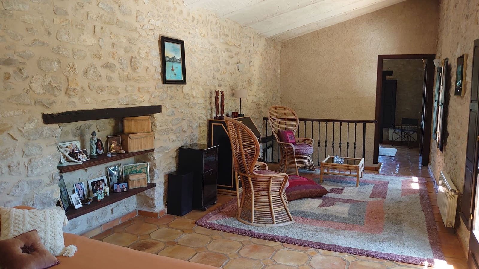 5 bedroom Villa for sale in Relleu with pool garage - € 1,650,000 (Ref: 3099691)