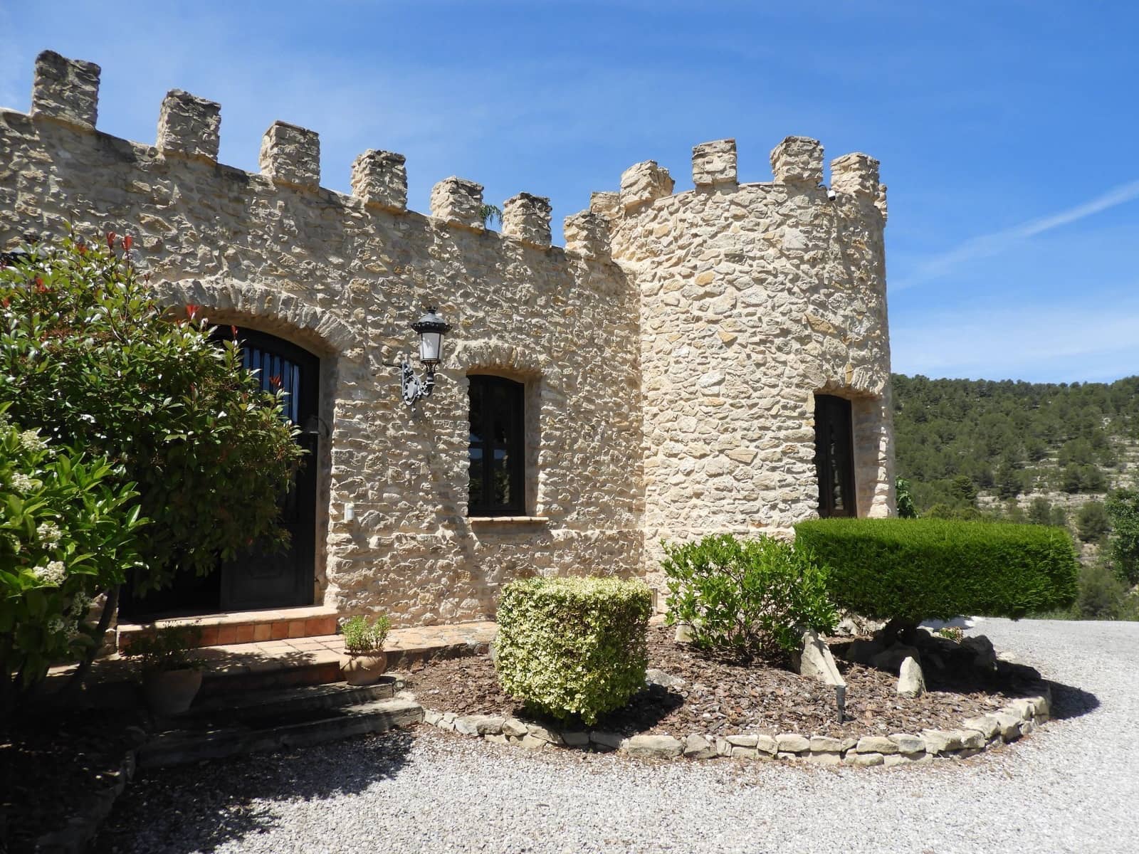5 bedroom Villa for sale in Relleu with pool garage - € 1,650,000 (Ref: 3099691)