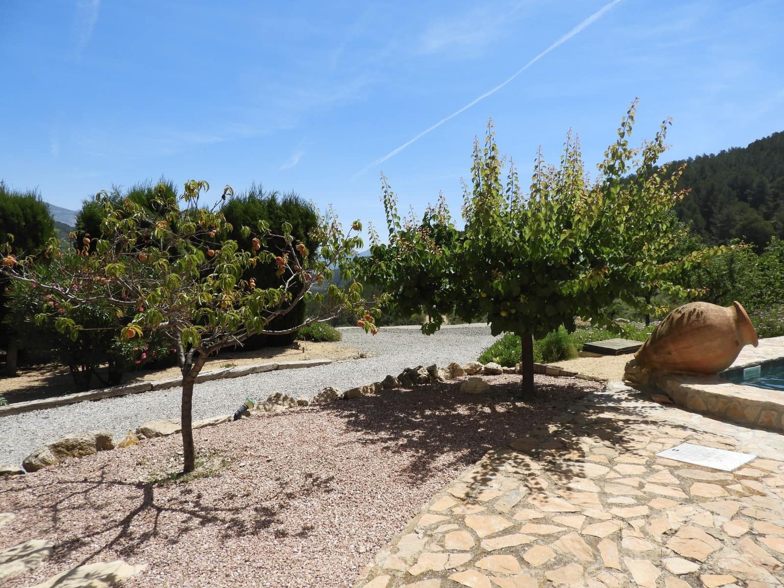 5 bedroom Villa for sale in Relleu with pool garage - € 1,650,000 (Ref: 3099691)