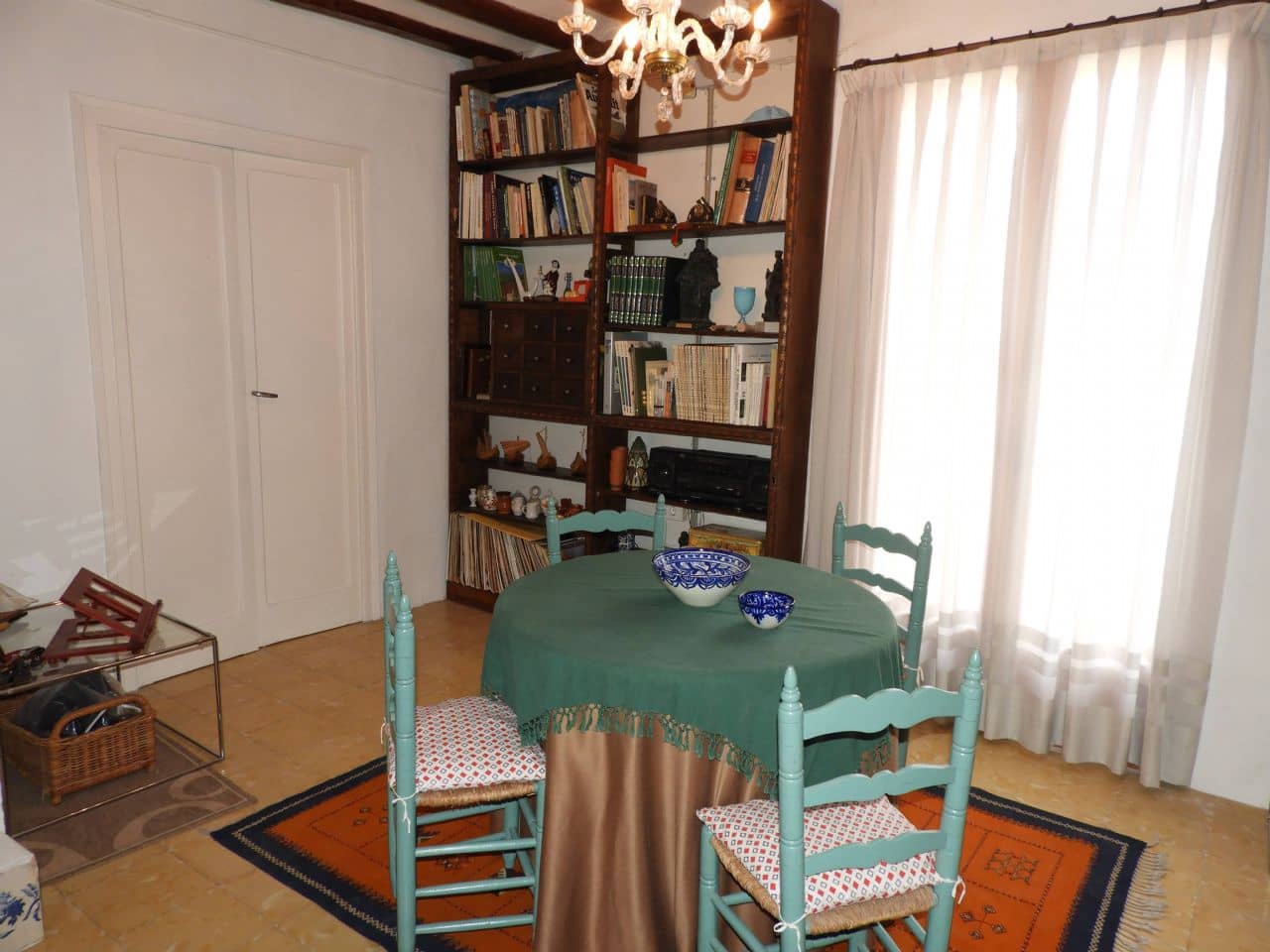 8 soveværelse Byhus til salg i Sella - € 430.000 (Ref: 3216992)