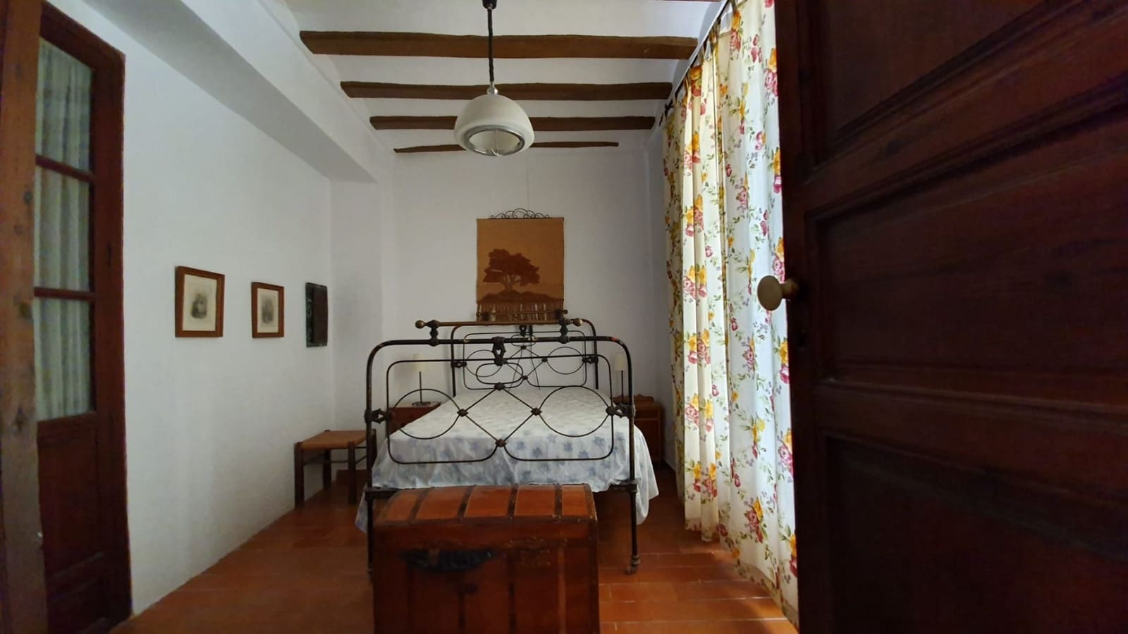 8 soveværelse Byhus til salg i Sella - € 430.000 (Ref: 3216992)