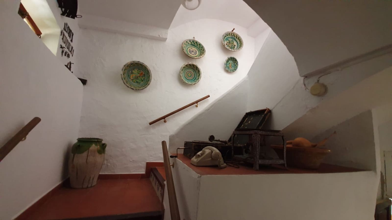 8 soveværelse Byhus til salg i Sella - € 430.000 (Ref: 3216992)