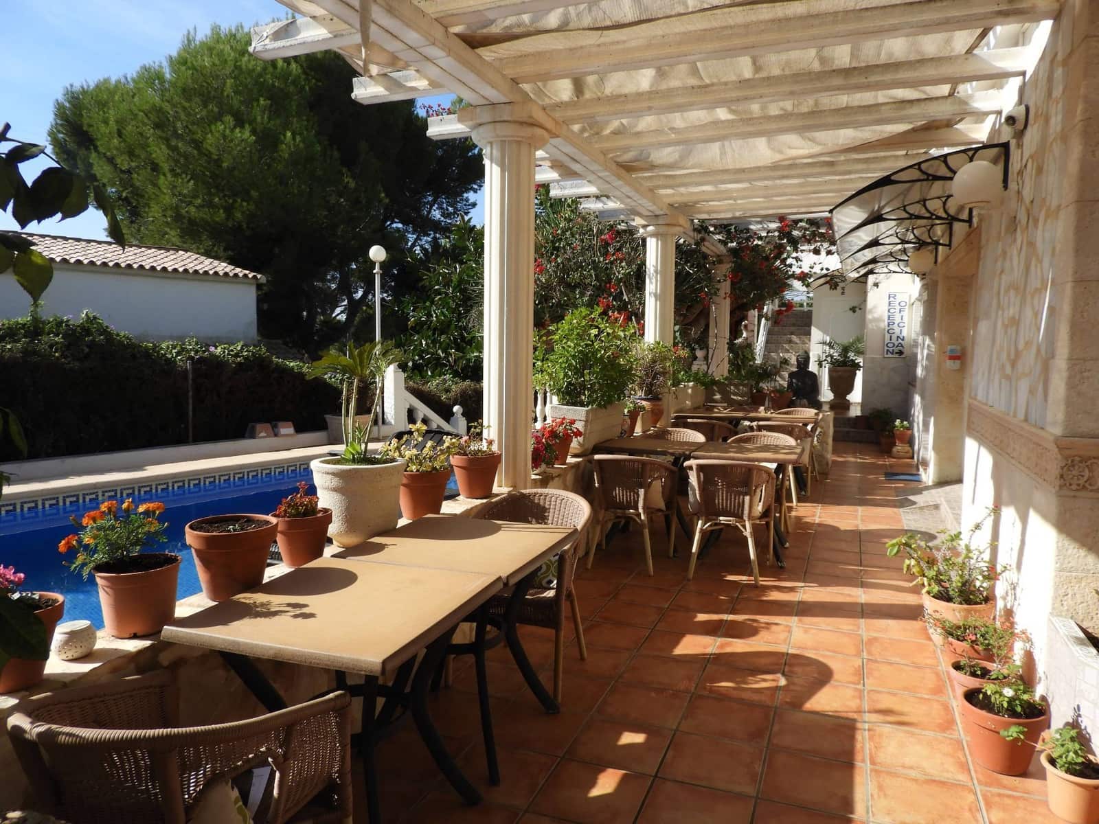 15 sypialnia Hotel na sprzedaż w Calpe / Calp z basenem garażem - 1 050 000 € (Ref: 3277201)