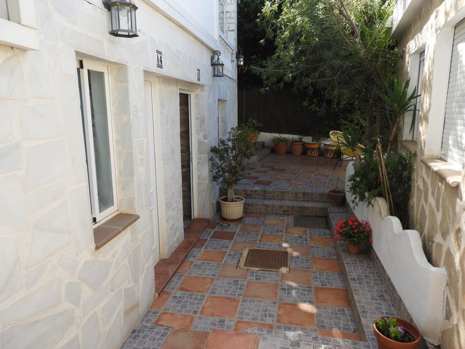 15 sypialnia Hotel na sprzedaż w Calpe / Calp z basenem garażem - 1 050 000 € (Ref: 3277201)