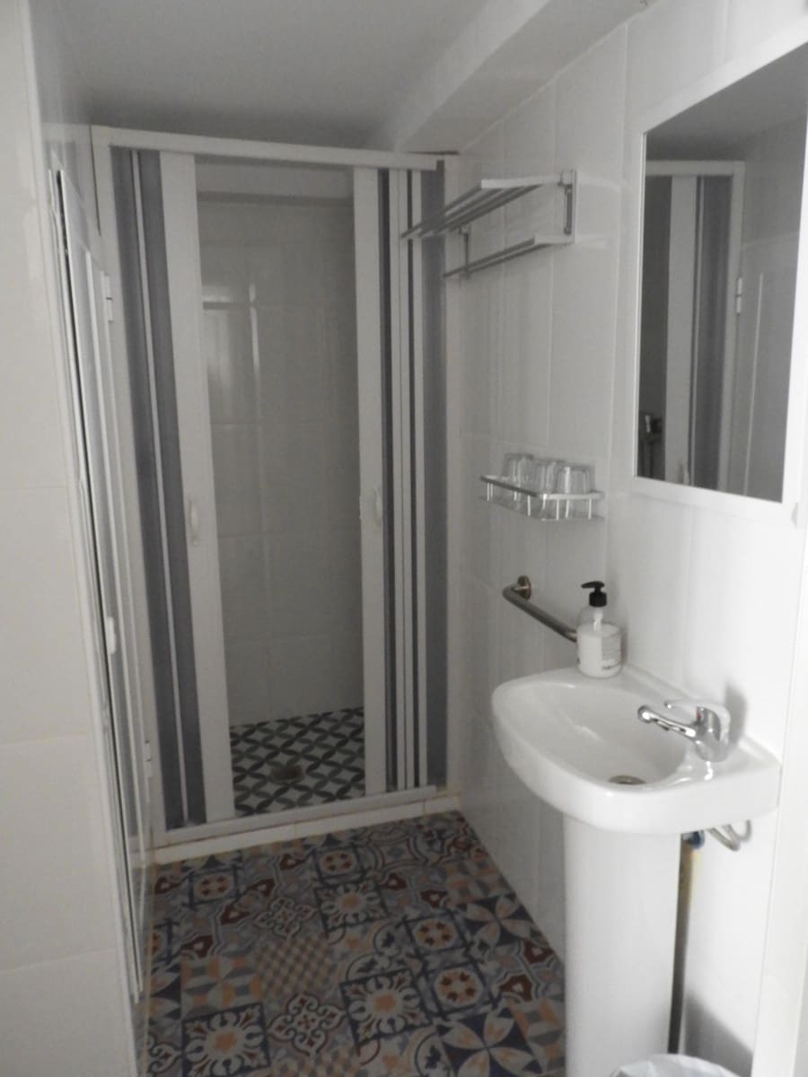 15 sypialnia Hotel na sprzedaż w Calpe / Calp z basenem garażem - 1 050 000 € (Ref: 3277201)