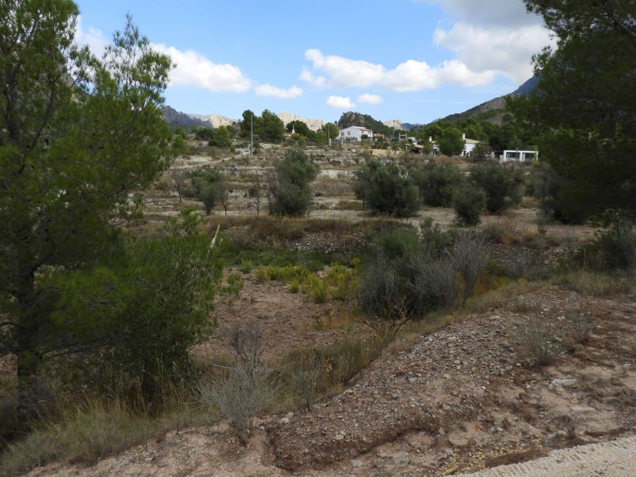 Grunde uden byggetilladelser til salg i Finestrat - € 95.000 (Ref: 3812483)