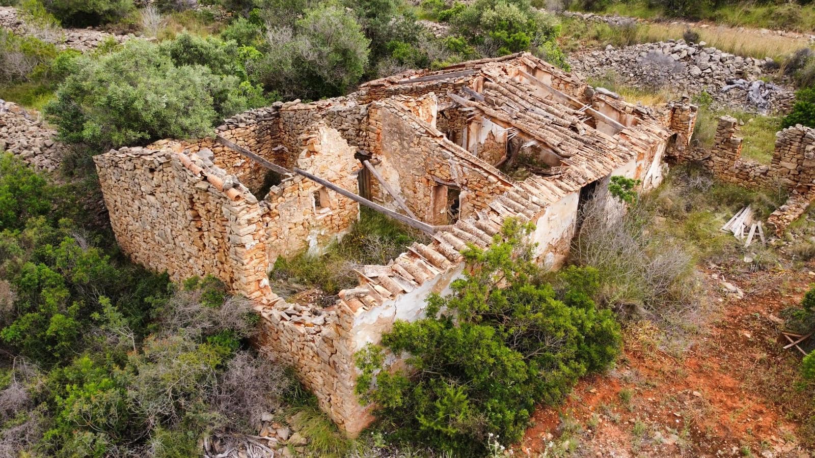 3 bedroom Finca/Country House for sale in Benissa - € 180,000 (Ref: 4159360)