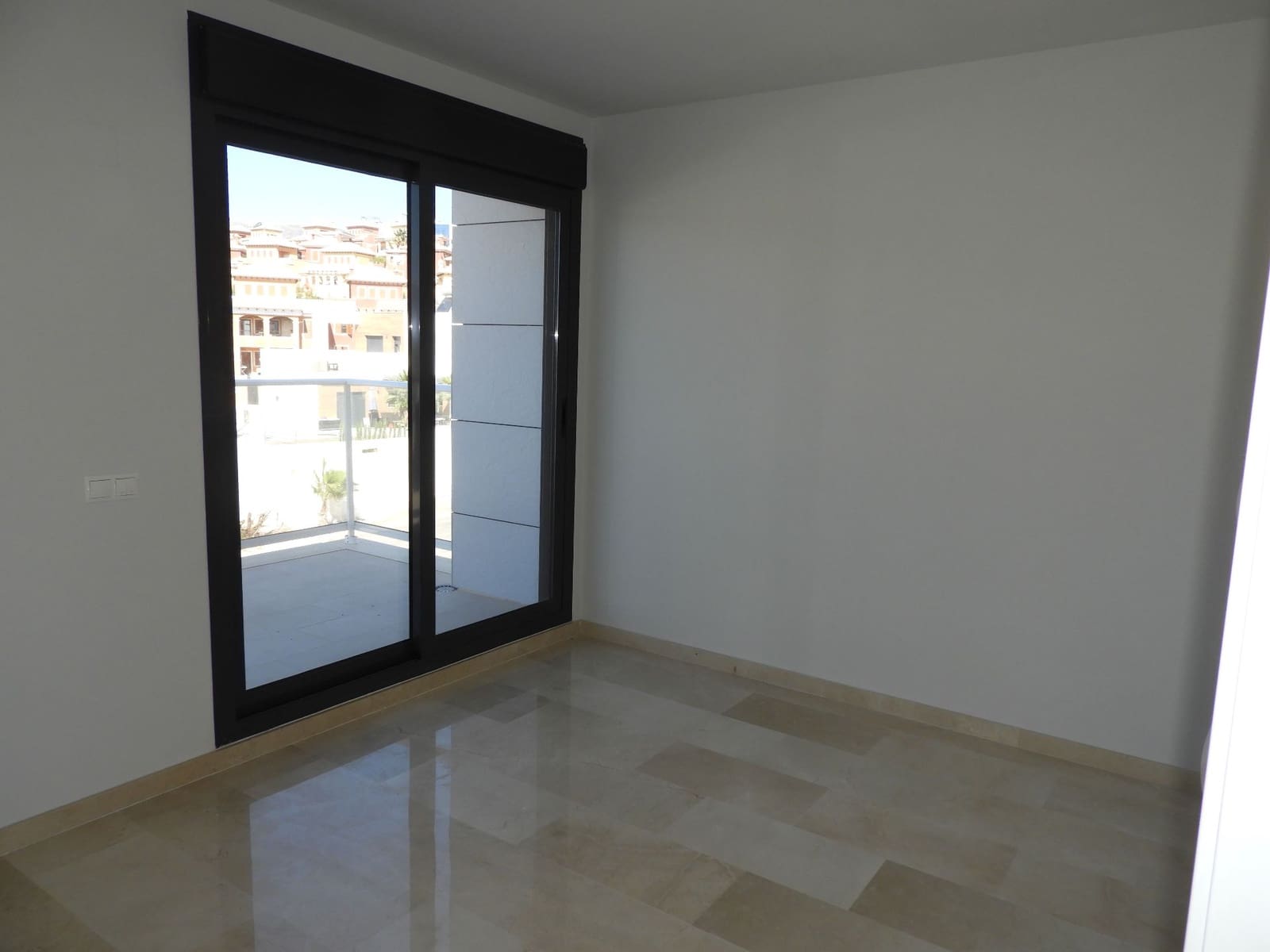 5 makuuhuone Huvila myytävänä paikassa Finestrat mukana uima-altaan - 780 000 € (Ref: 5644679)