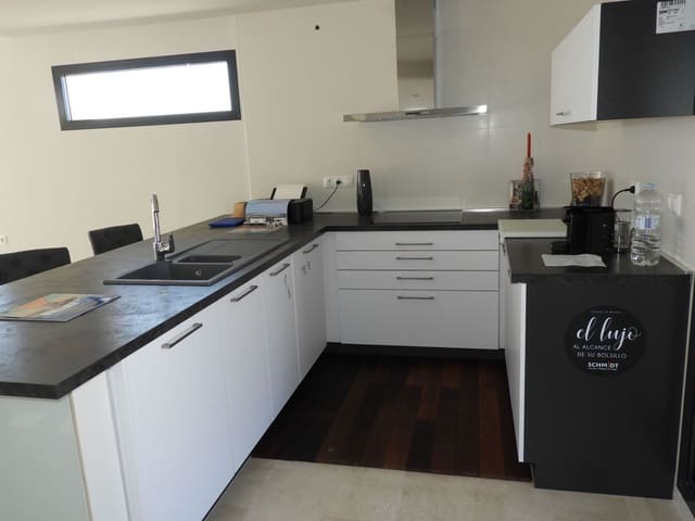 5 makuuhuone Huvila myytävänä paikassa Balcón de Finestrat - Terra Marina, Finestrat mukana uima-altaan - 780 000 € (Ref: 5644679)