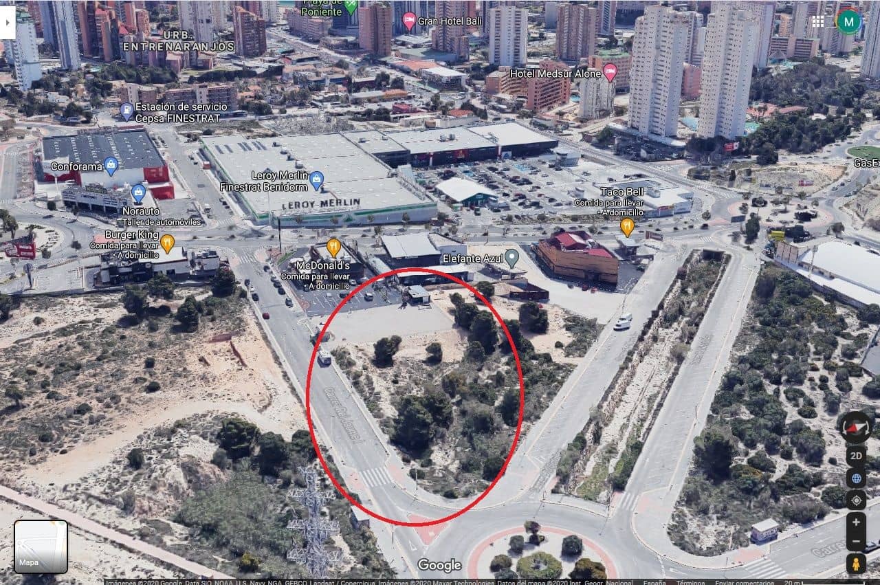 Grunde uden byggetilladelser til leje i Finestrat - € 6.000 (Ref: 5716994)