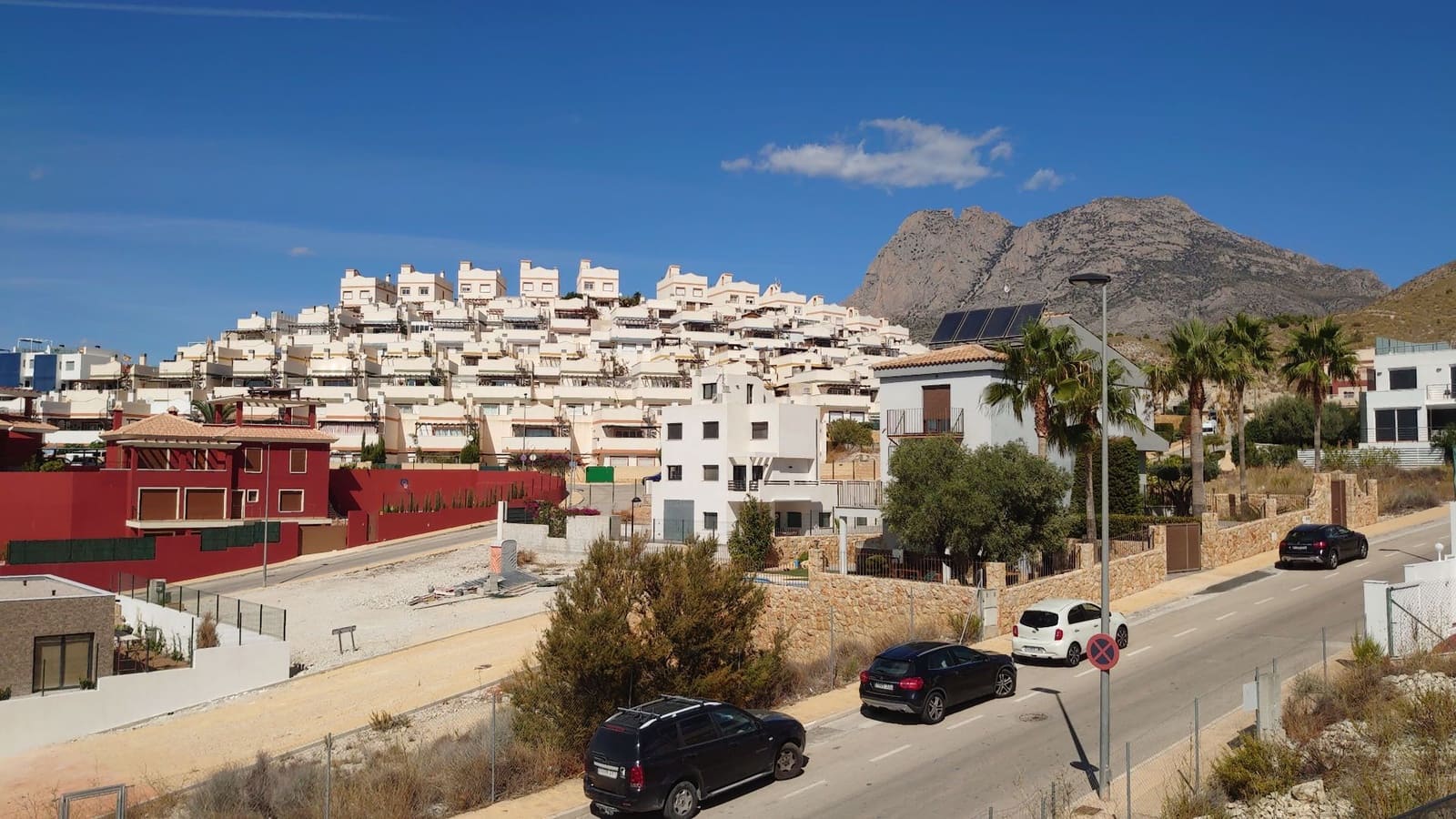 Chalet de 3 habitaciones en Finestrat en venta con garaje - 695.000 € (Ref: 6013607)