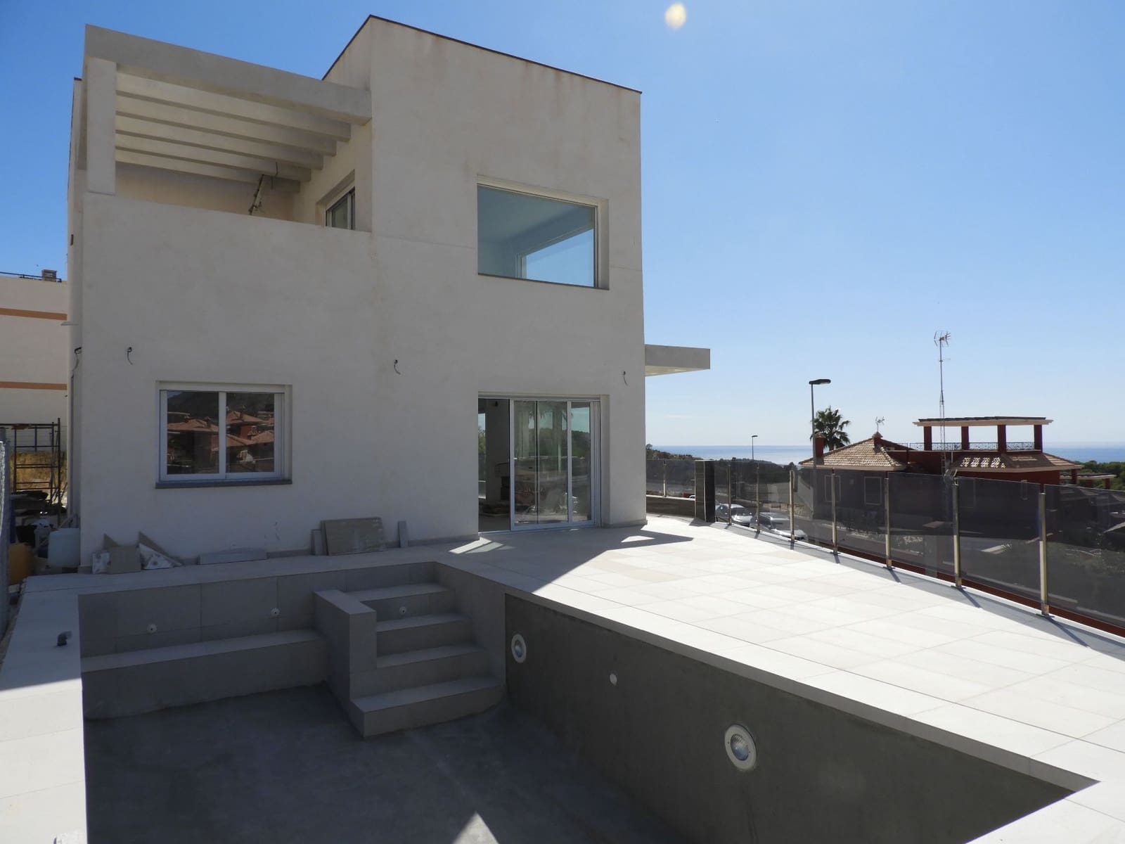 Chalet de 3 habitaciones en Finestrat en venta con garaje - 695.000 € (Ref: 6013607)