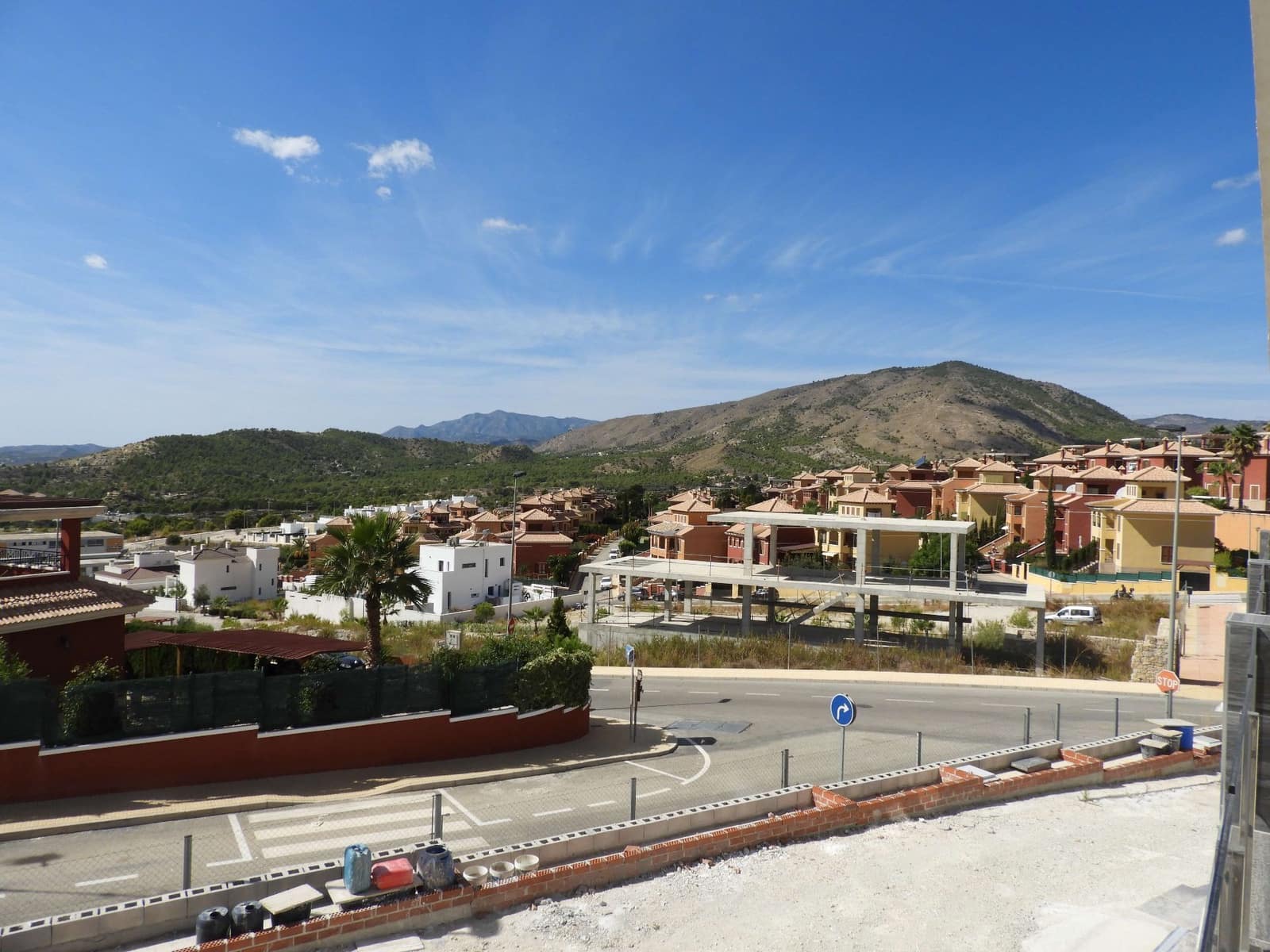 Chalet de 3 habitaciones en Finestrat en venta con garaje - 695.000 € (Ref: 6013607)