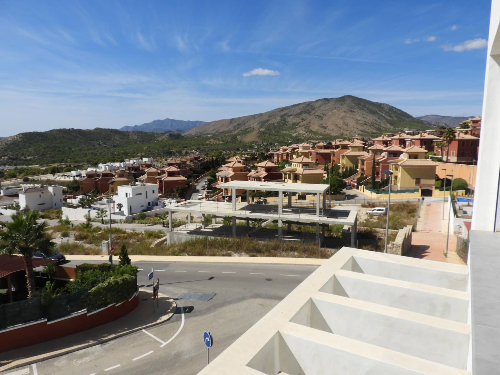 Chalet de 3 habitaciones en Finestrat en venta con garaje - 695.000 € (Ref: 6013607)