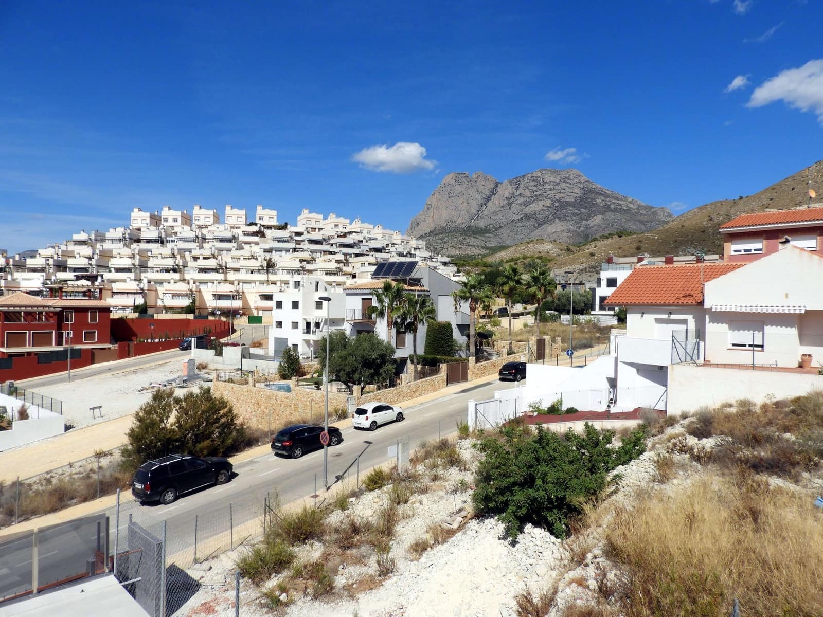 Chalet de 3 habitaciones en Finestrat en venta con garaje - 695.000 € (Ref: 6013607)