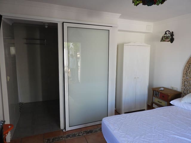 9 bedroom Hotel for sale in Gargasindi, Calpe / Calp with pool garage - € 850,000 (Ref: 6420317)