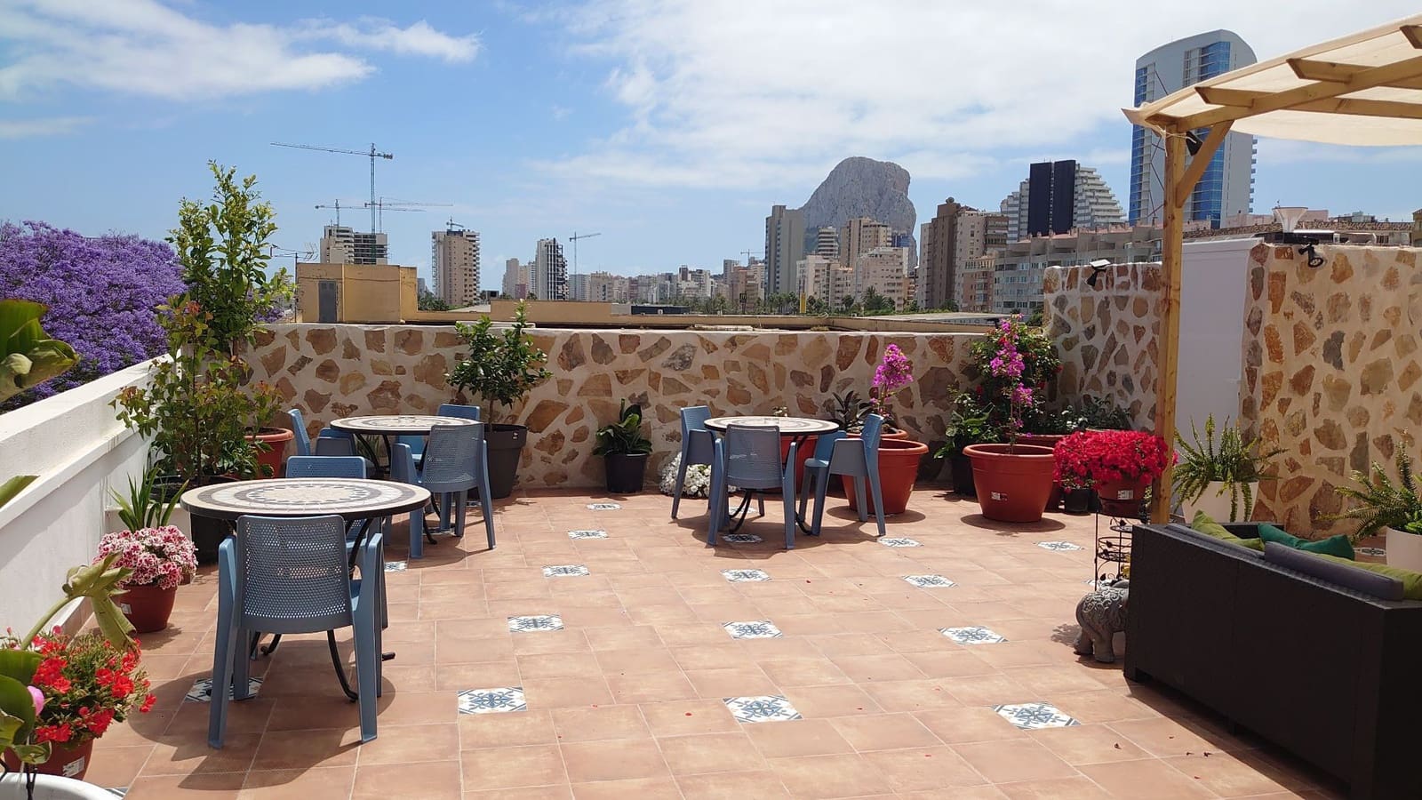 18 soveværelse Hotel til salg i Calpe / Calp - € 1.700.000 (Ref: 6533626)