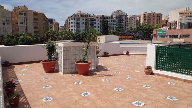 Hotel de 18 habitaciones en Gargasindi, Calpe / Calp en venta - 1.700.000 € (Ref: 6533626)