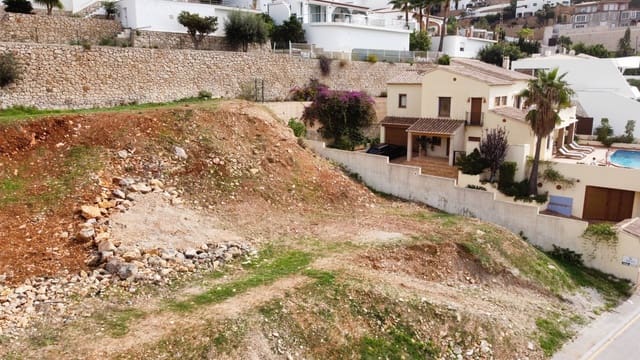 Undeveloped Land for sale in Moraira, Teulada-Moraira - € 1,600,000 (Ref: 7180694)