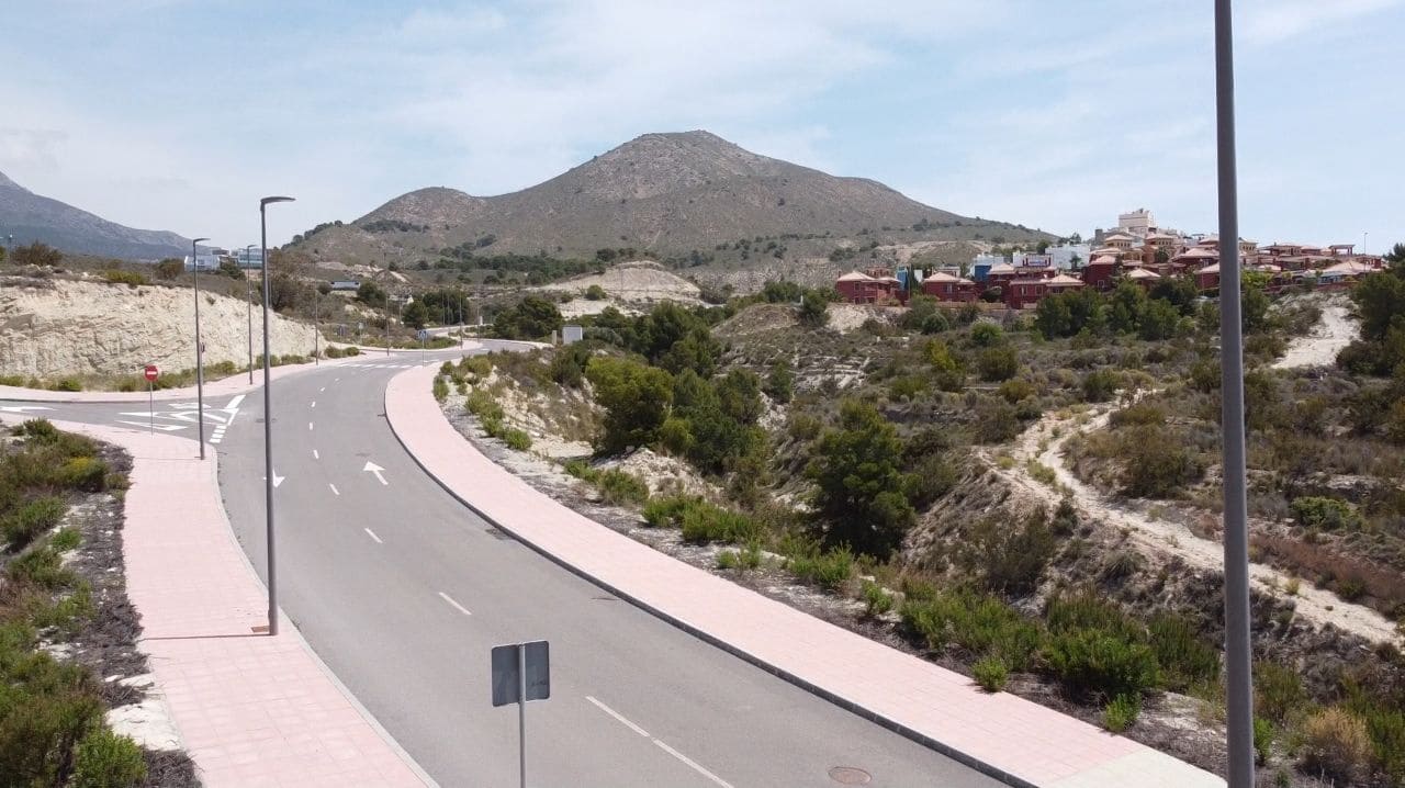 Grunde uden byggetilladelser til salg i Finestrat - € 630.000 (Ref: 7495633)