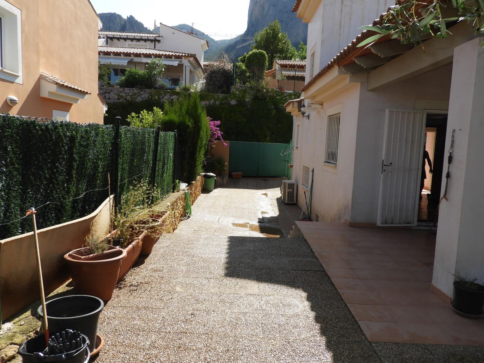 5 slaapkamer Bungalow te koop in Polop met zwembad - € 316.000 (Ref: 7654383)