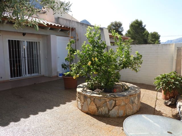 5 slaapkamer Bungalow te koop in Polop met zwembad - € 316.000 (Ref: 7654383)