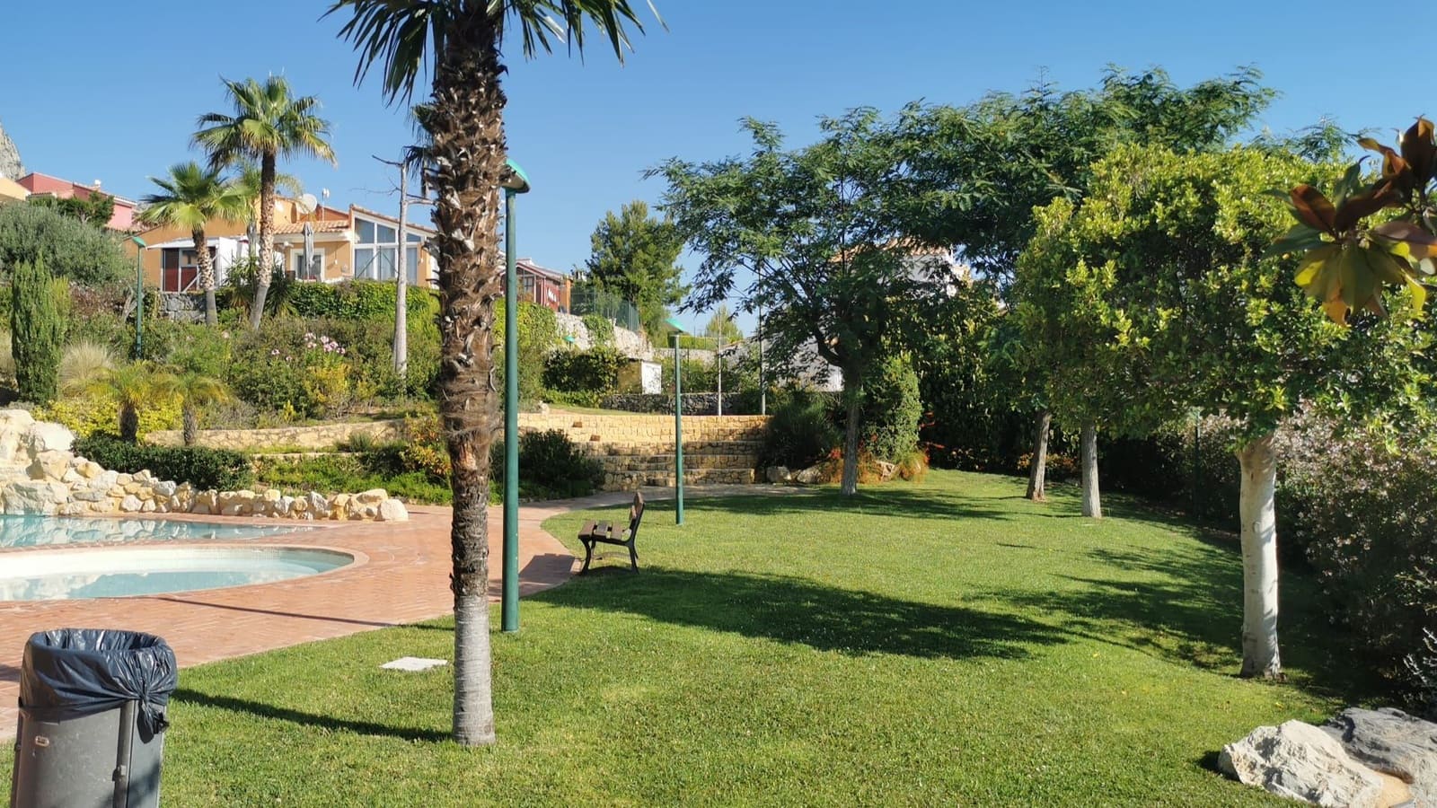 5 slaapkamer Bungalow te koop in Polop met zwembad - € 316.000 (Ref: 7654383)