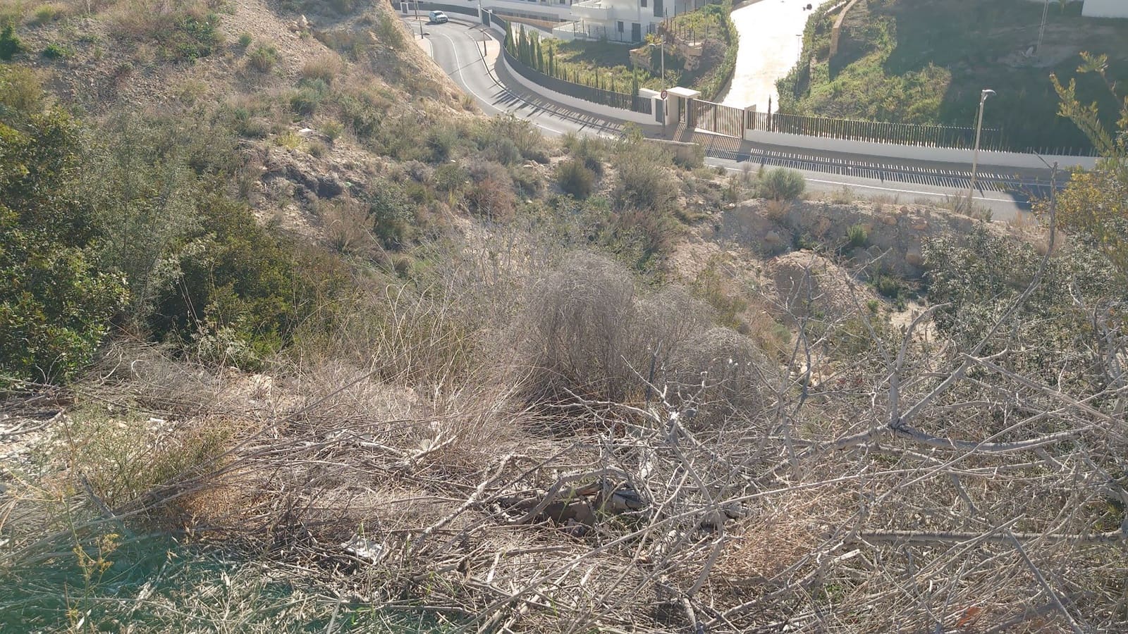 Grunde uden byggetilladelser til salg i Finestrat - € 1.000.000 (Ref: 7758925)