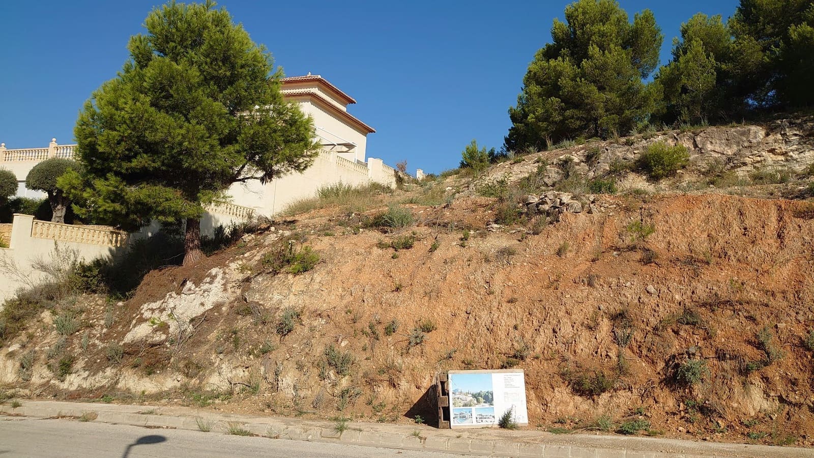 Ubebygd land til salgs i Calpe / Calp - € 237 000 (Ref: 7788461)
