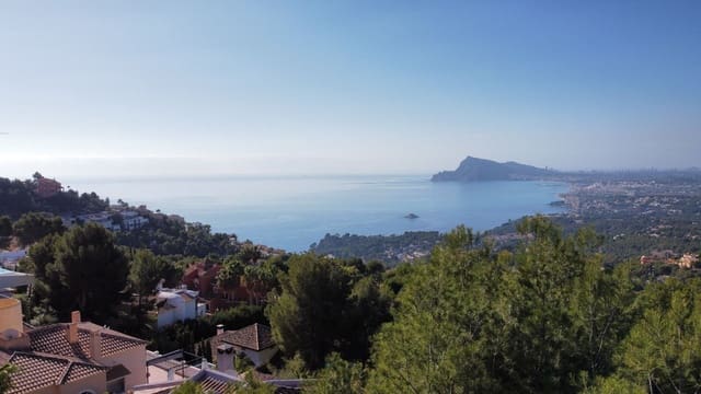 Undeveloped Land for sale in Altea - € 500,000 (Ref: 8067342)