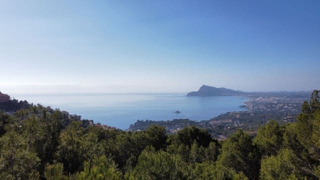 Undeveloped Land for sale in Altea - € 500,000 (Ref: 8067342)