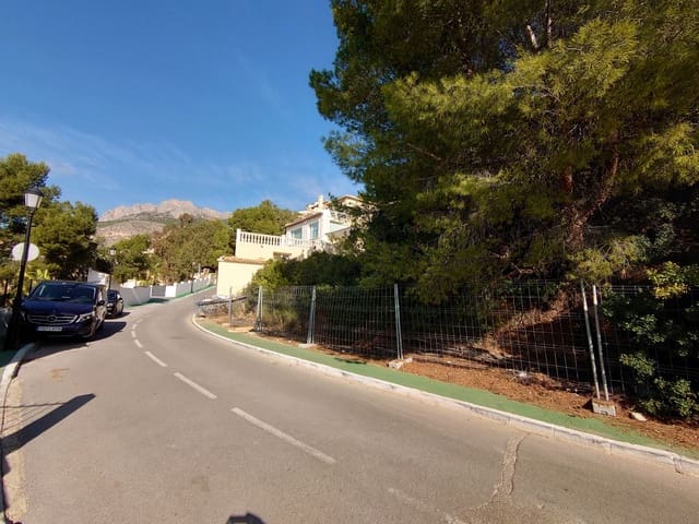 Undeveloped Land for sale in Altea - € 455,000 (Ref: 8067342)