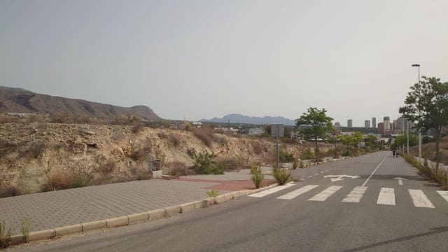 Rakentamaton maa vuokrattavana paikassa La Villajoyosa / Vila Joiosa - 5 800 € (Ref: 8347579)