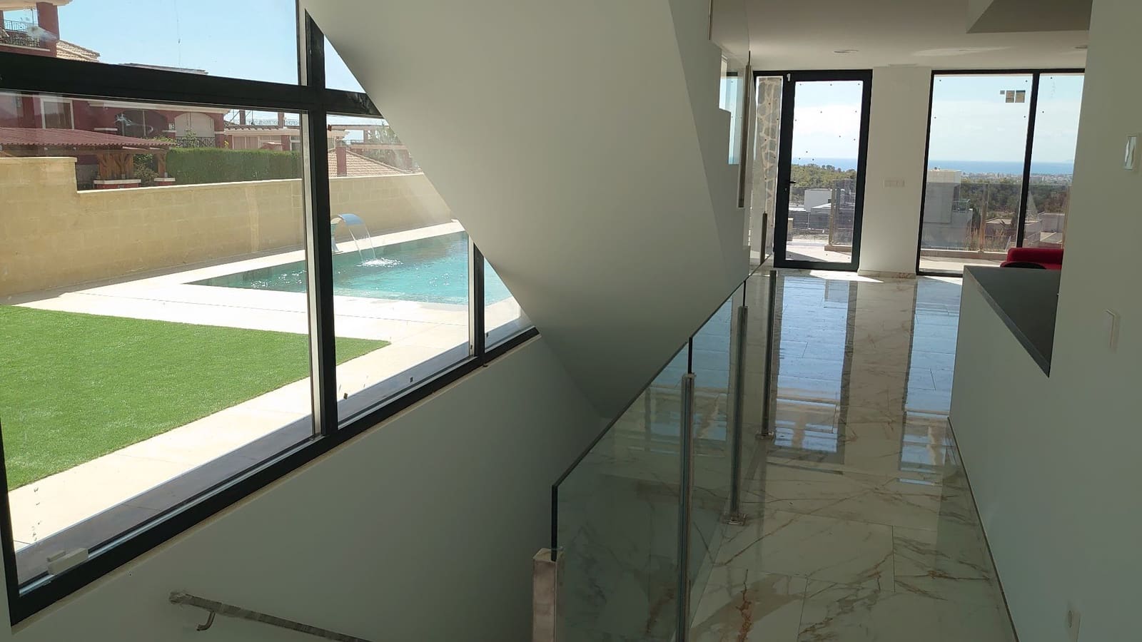 4 Zimmer Villa zu verkaufen in Finestrat mit Pool - 920.000 € (Ref: 8411252)