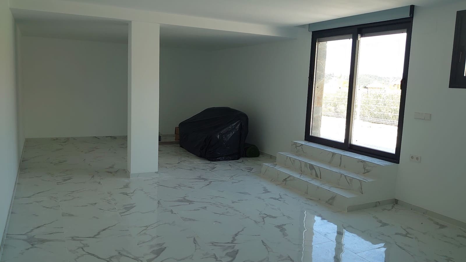 4 Zimmer Villa zu verkaufen in Finestrat mit Pool - 920.000 € (Ref: 8411252)