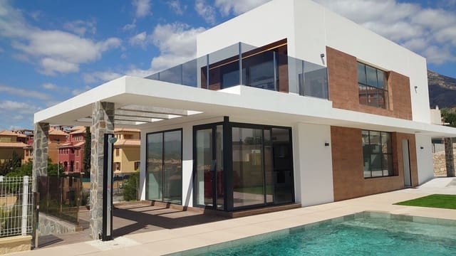 4 Zimmer Villa zu verkaufen in Balcón de Finestrat - Terra Marina, Finestrat mit Pool - 920.000 € (Ref: 8411252)