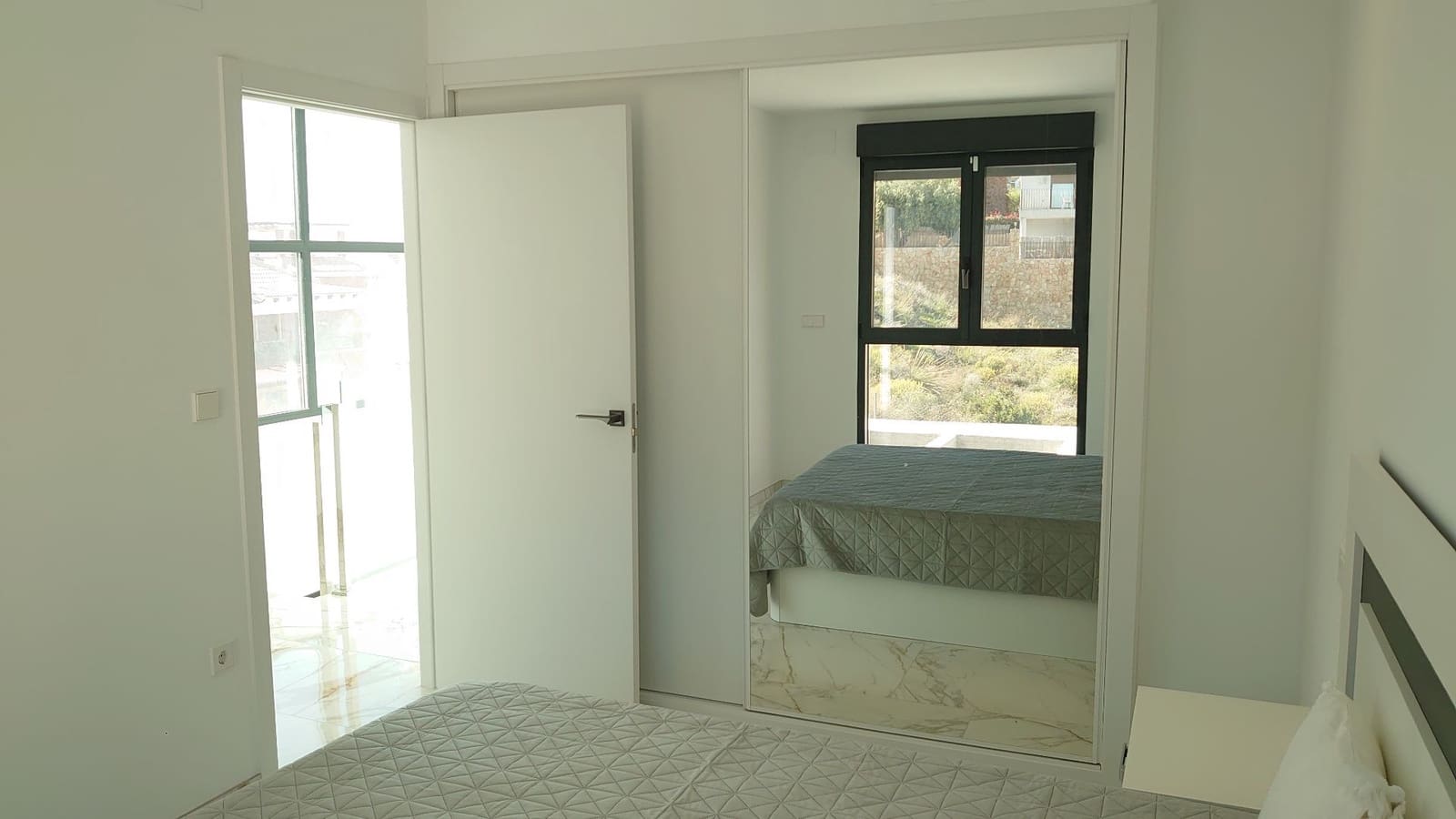 4 Zimmer Villa zu verkaufen in Finestrat mit Pool - 920.000 € (Ref: 8411252)