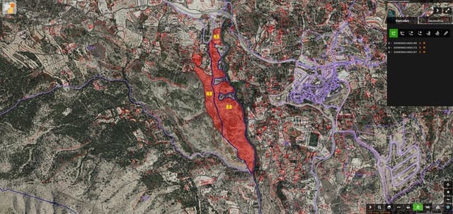 Grunde uden byggetilladelser til salg i Finestrat Pueblo, Finestrat - € 220.000 (Ref: 8451908)