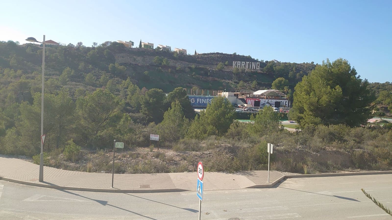 Ubebygd land til salgs i Finestrat - € 2 200 000 (Ref: 8670144)