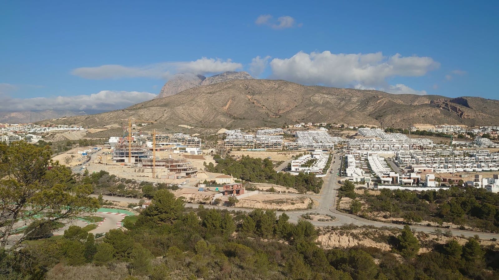 Ubebygd land til salgs i Finestrat - € 2 200 000 (Ref: 8670144)