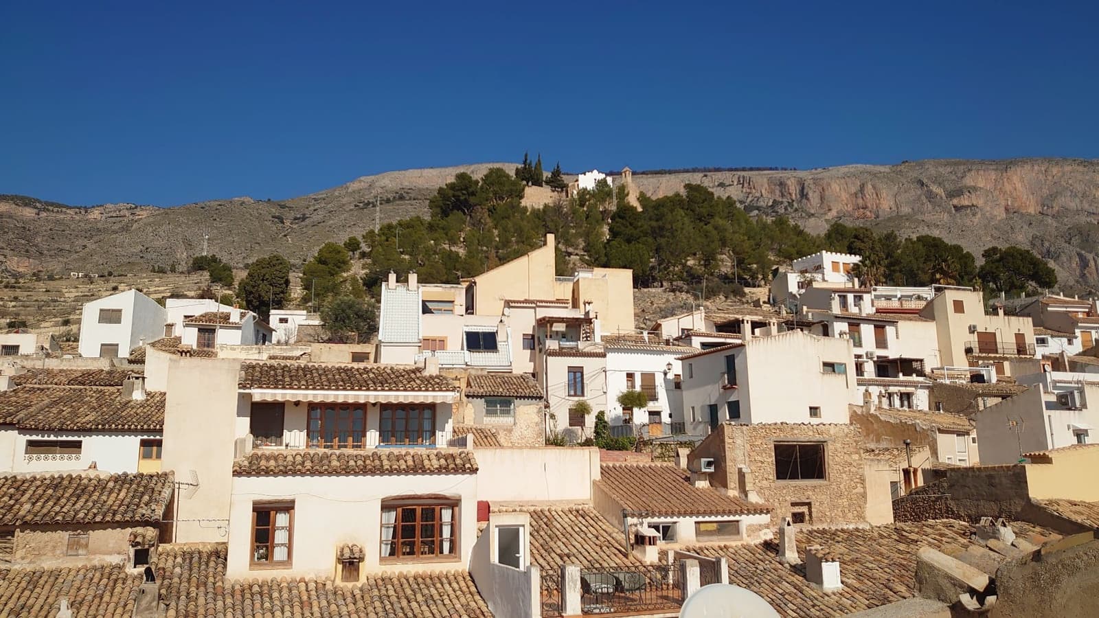 6 Zimmer Haus zu verkaufen in Sella - 600.000 € (Ref: 8879476)