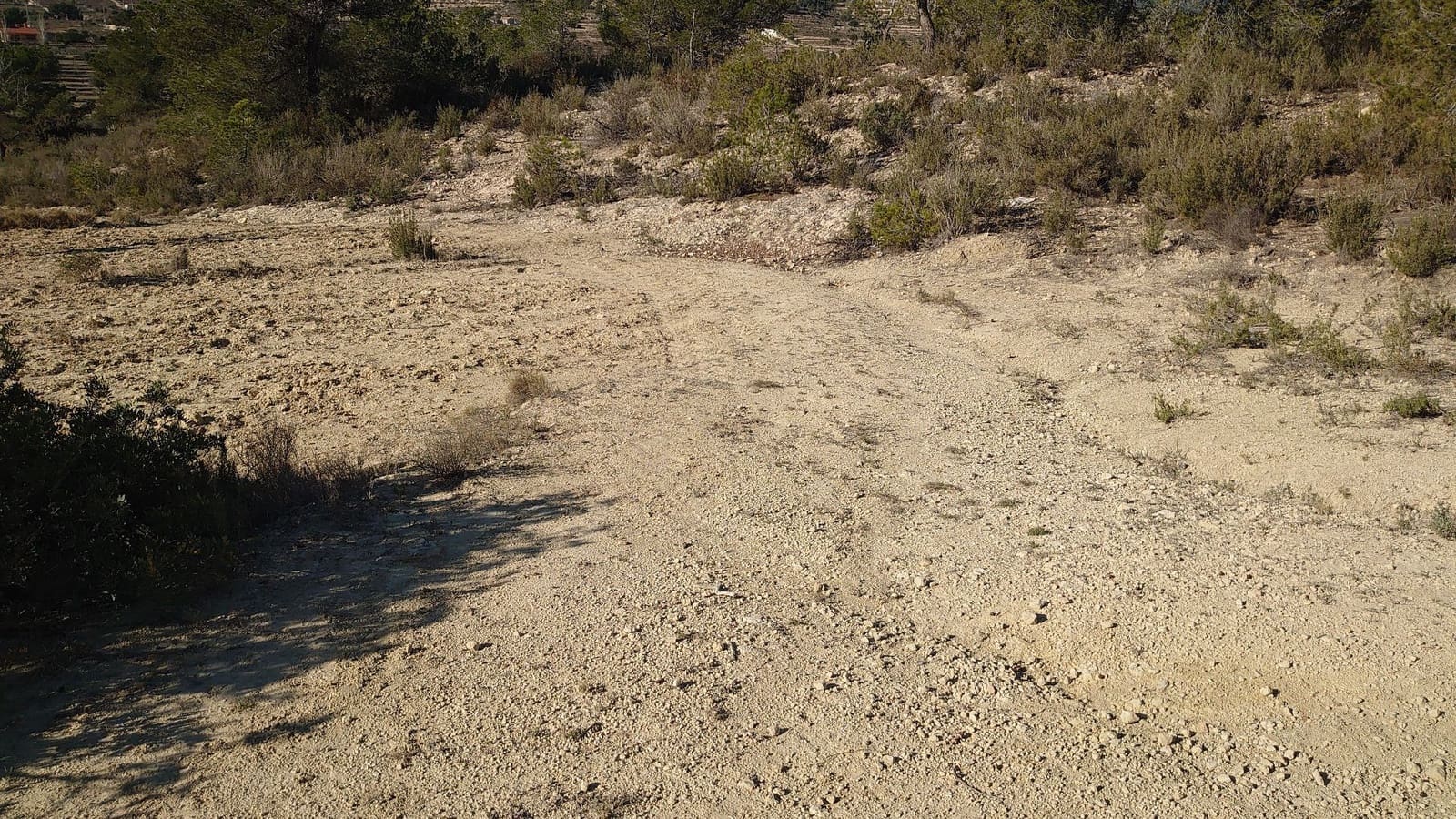 Finca/Landhuis te koop in Relleu - € 100.000 (Ref: 8942650)