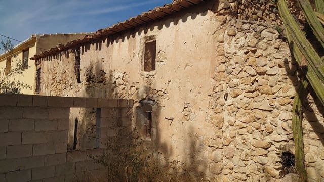 Finca/Landehus til salg i Relleu - € 100.000 (Ref: 8942650)