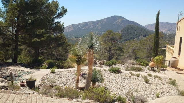 3 bedroom Finca/Country House for sale in Finestrat Pueblo, Finestrat - € 369,000 (Ref: 8969920)