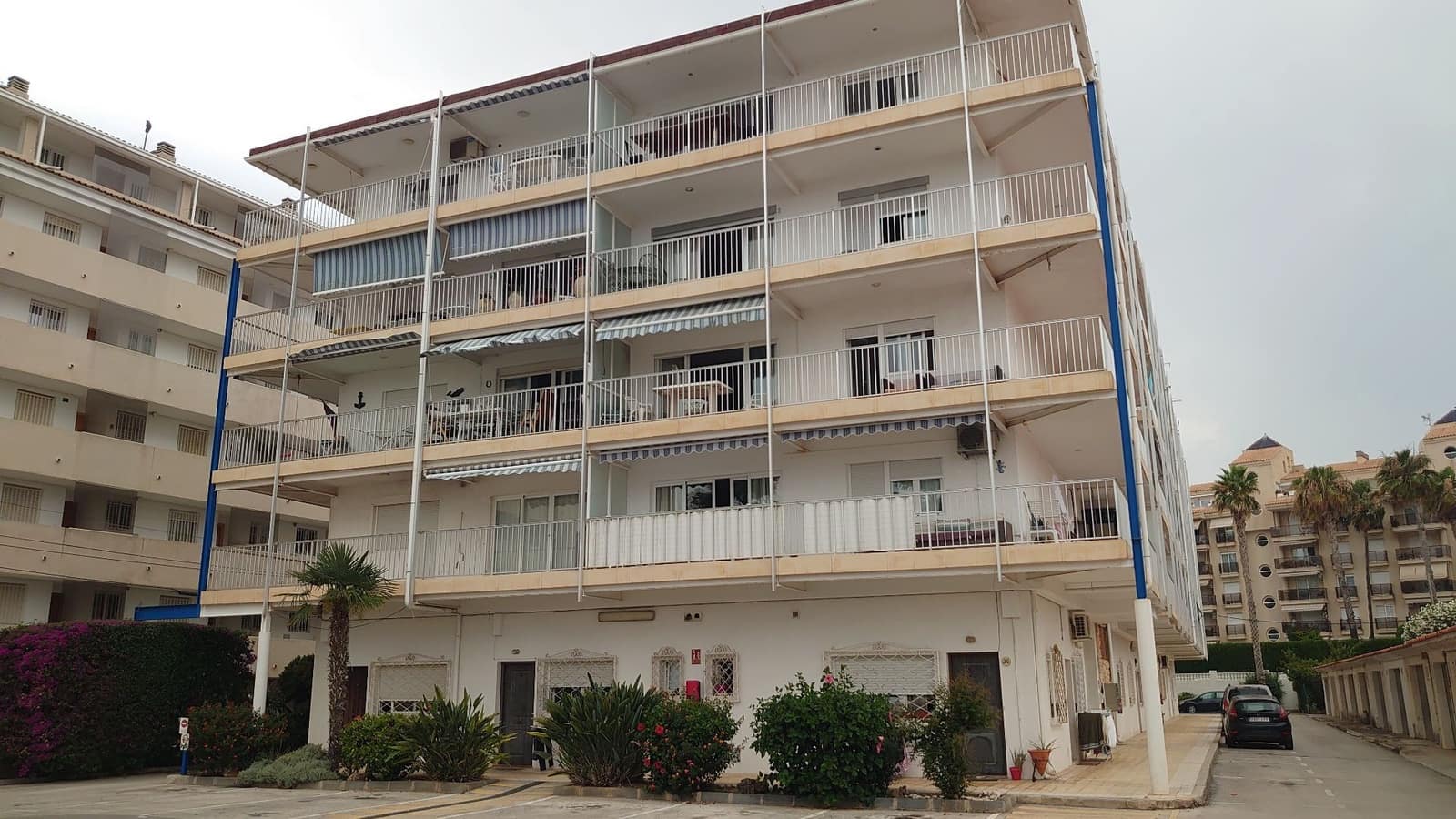 3 soveværelse Lejlighed til salg i Altea med garage - € 325.000 (Ref: 9074840)