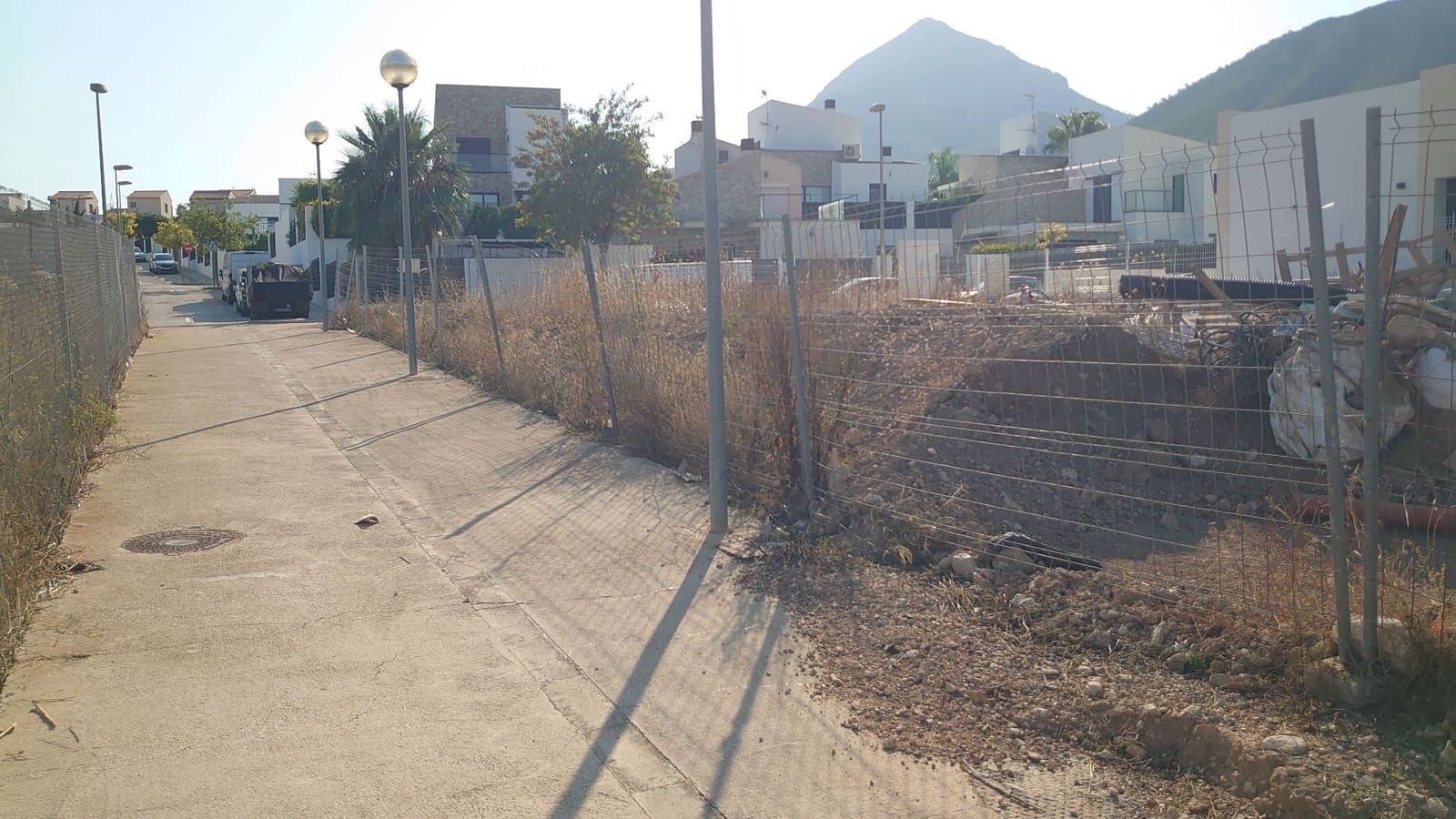 Mark till salu i Polop - 130 000 € (Ref: 9160779)