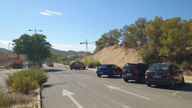 Mark till salu i Balcón de Finestrat - Terra Marina, Finestrat - 4 360 000 € (Ref: 9325926)