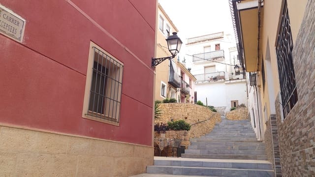 4 bedroom Townhouse for sale in Finestrat Pueblo, Finestrat - € 310,000 (Ref: 9366935)